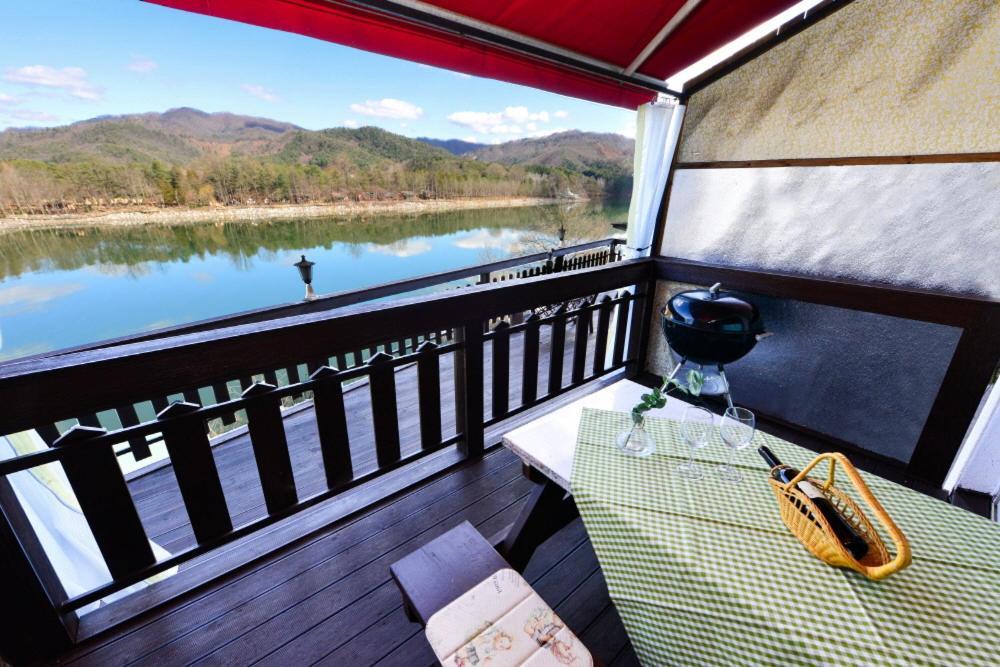 Moonlight Blue Pension Gapyeong Esterno foto