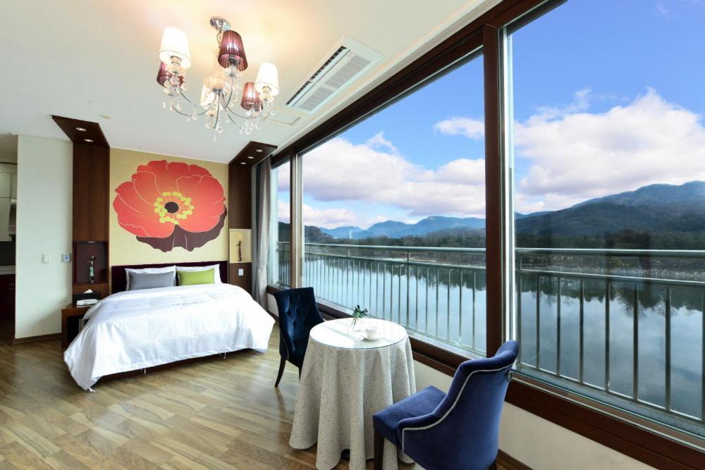 Moonlight Blue Pension Gapyeong Esterno foto