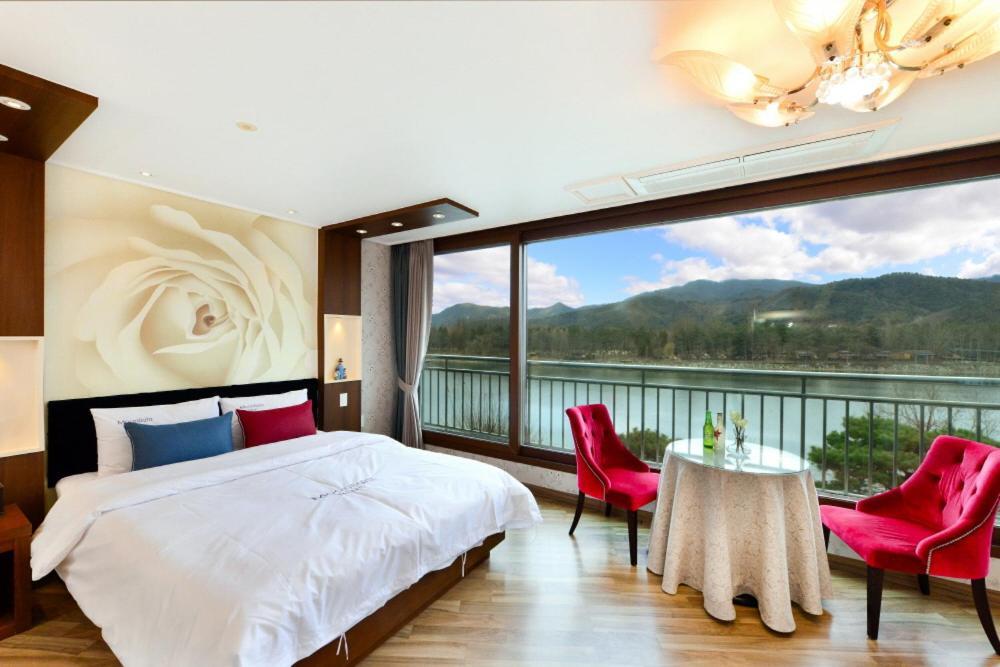 Moonlight Blue Pension Gapyeong Esterno foto