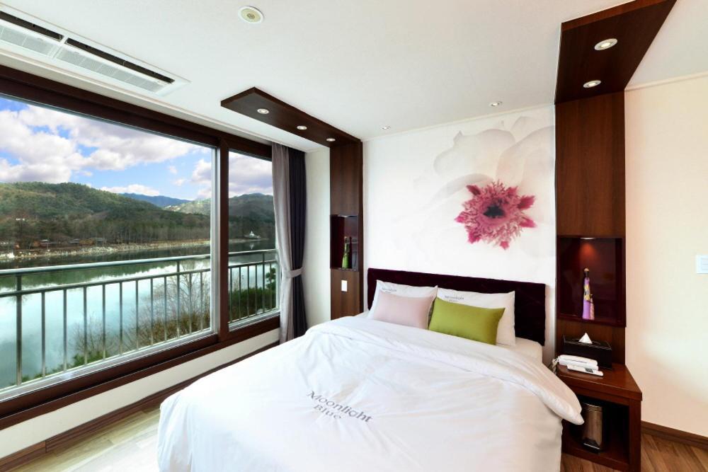 Moonlight Blue Pension Gapyeong Esterno foto